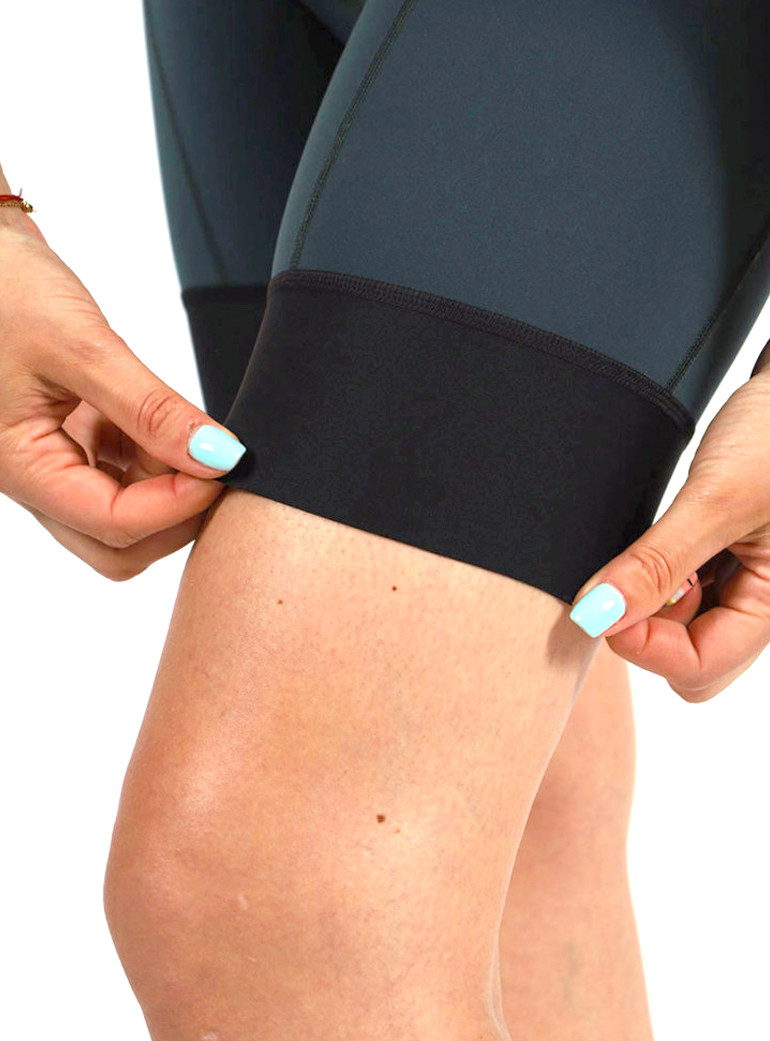 woman compression bib shorts