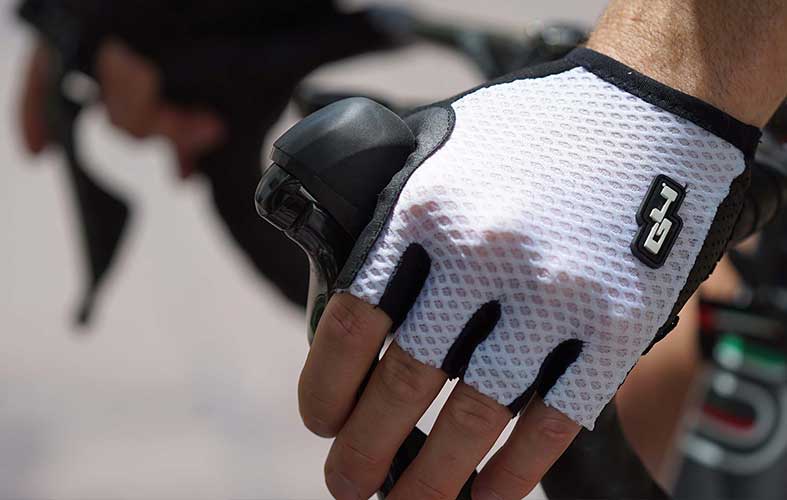 Comment choisir ses gants de VTT ou de Vélo ? Tous nos conseils